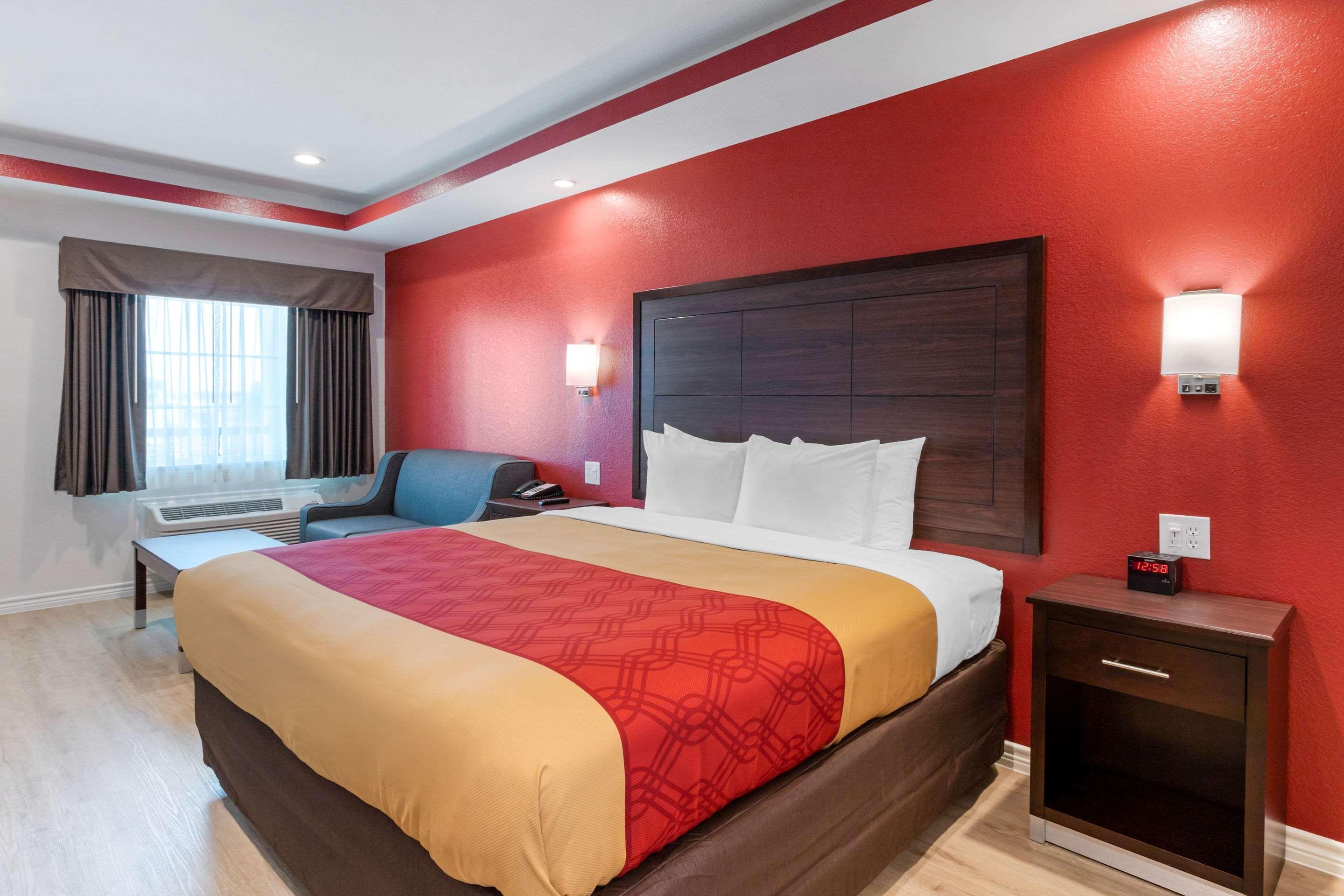Econo Lodge Houston Exterior photo